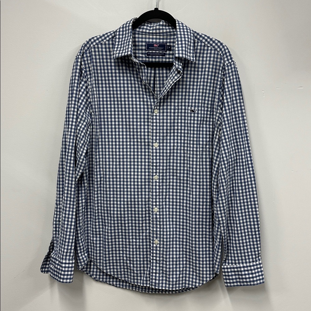 Vineyard Vines Blue and White Checkered Button-Up Shirt classic tucker fit M